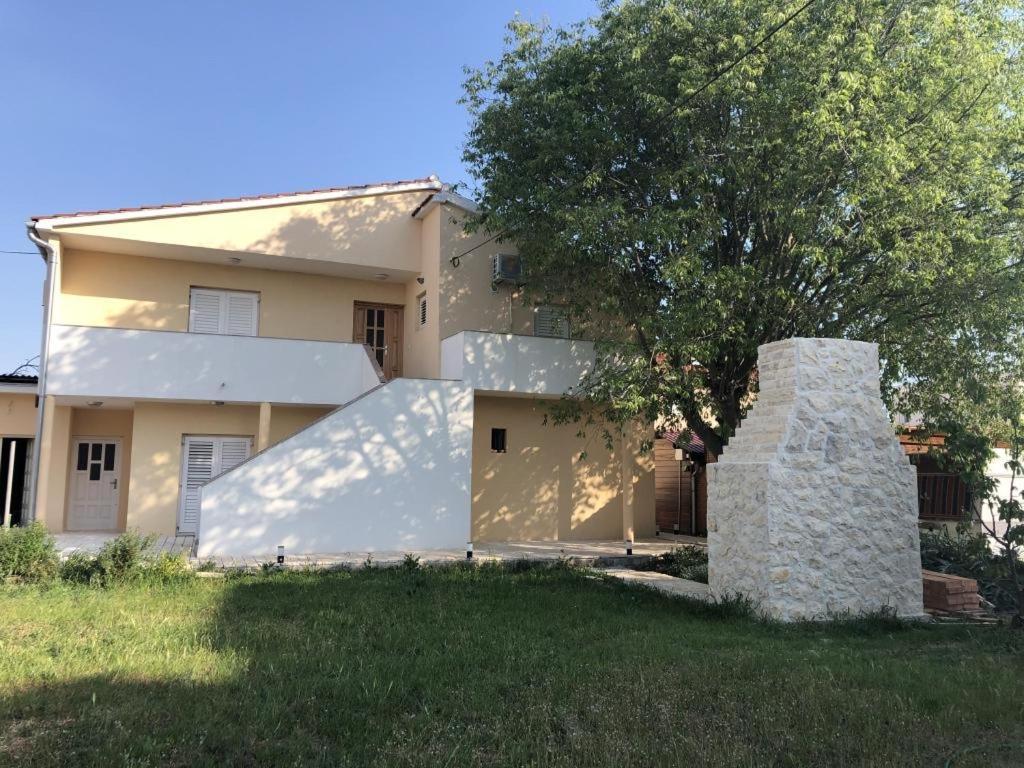 Apartmani Veronika Sukosan Sukošan Exterior foto