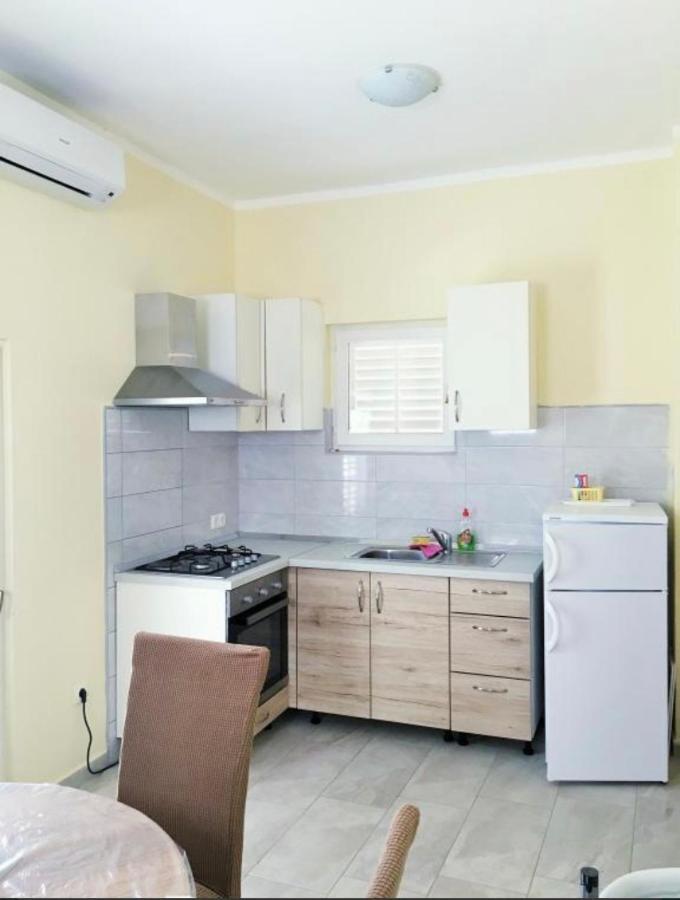 Apartmani Veronika Sukosan Sukošan Exterior foto