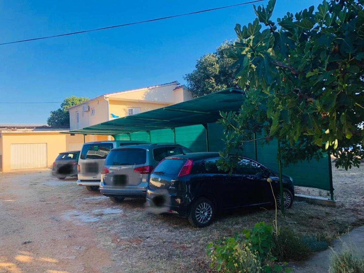Apartmani Veronika Sukosan Sukošan Exterior foto